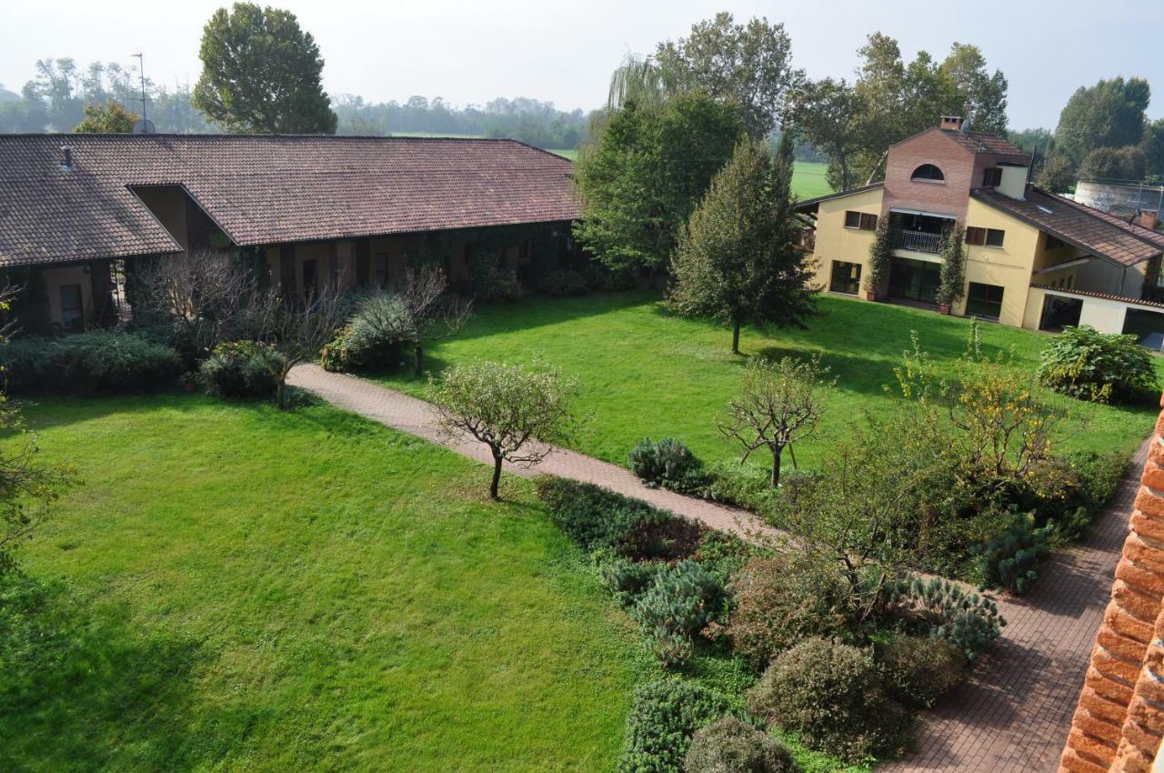 Cascina Radice Bed and Breakfast Arluno Εξωτερικό φωτογραφία